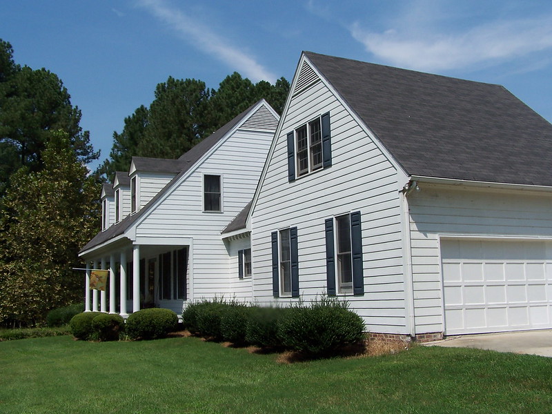 Professional Roofing Services for Homes & Businesses